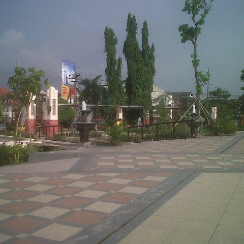 Photos At Taman Jayengrono Krembangan Selatan 5 Tips
