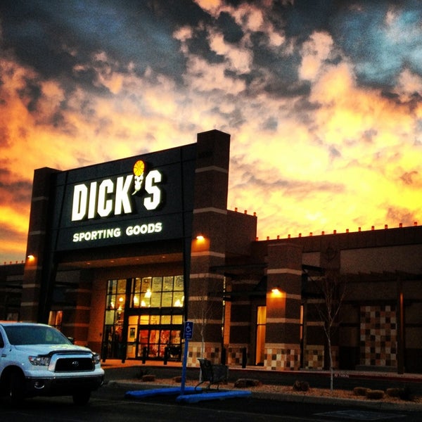 DICK'S Sporting Goods - 5 tips from 399 visitors