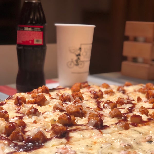 1/6/2019 tarihinde Banuziyaretçi tarafından The Upper Crust Pizzeria'de çekilen fotoğraf