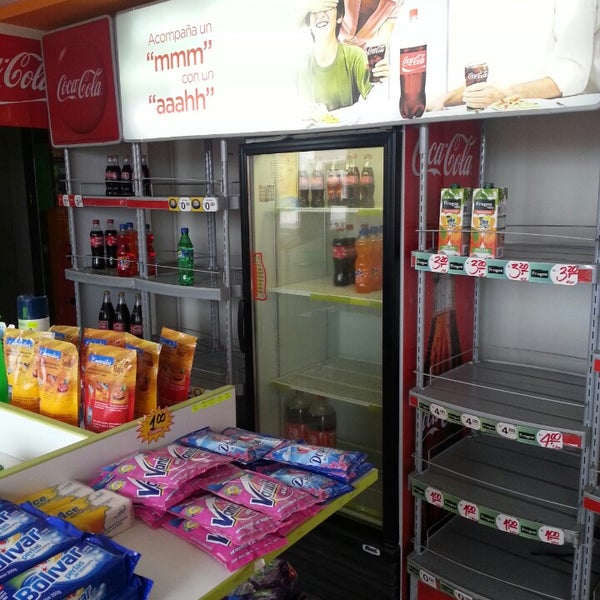 F store. F store