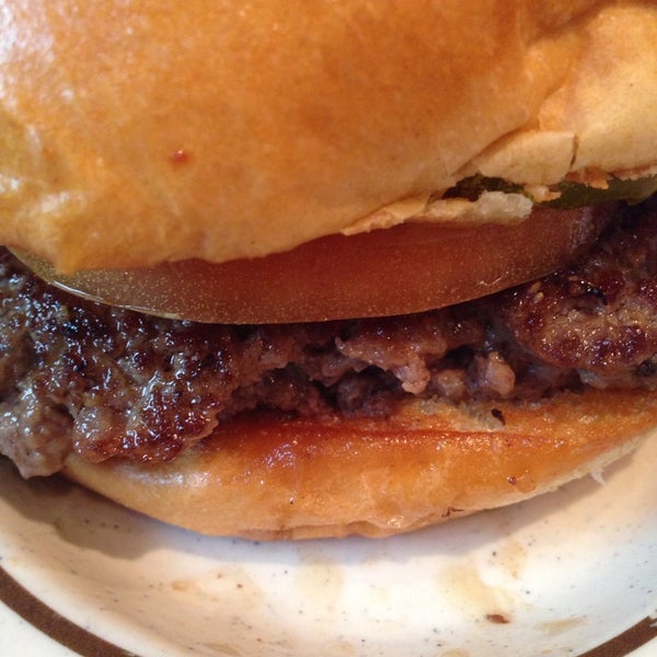 1/1/2014にJarrod T.がCG Burgersで撮った写真