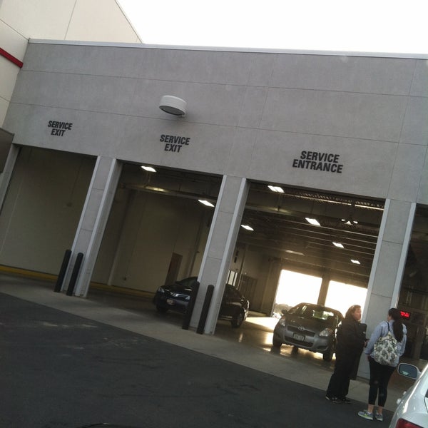 Photo taken at Stevinson Toyota West by Julie P. on 5/6/2013