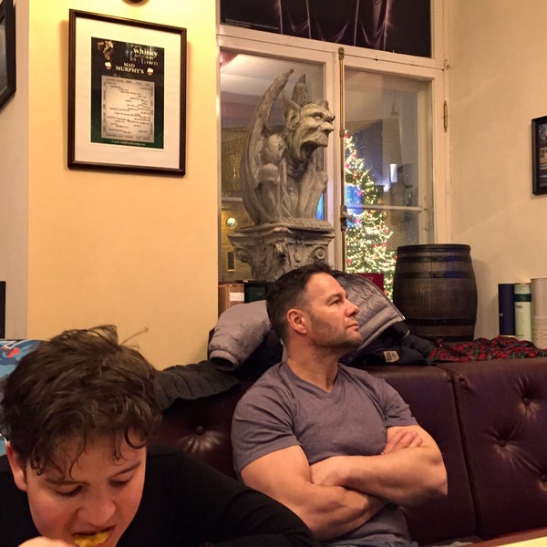Photo taken at Mad Murphy&#39;s Irish Pub &amp; Grill by VALERA V. on 1/7/2018