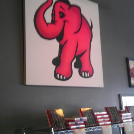 Photo taken at Red Elephant Chocolate Cafe by Darian S. on 5/12/2013