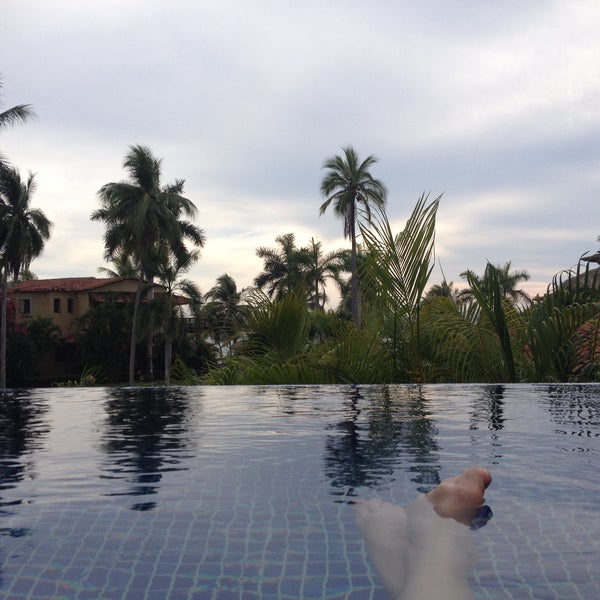 Photo taken at Viceroy Zihuatanejo by Darra S. on 3/28/2015