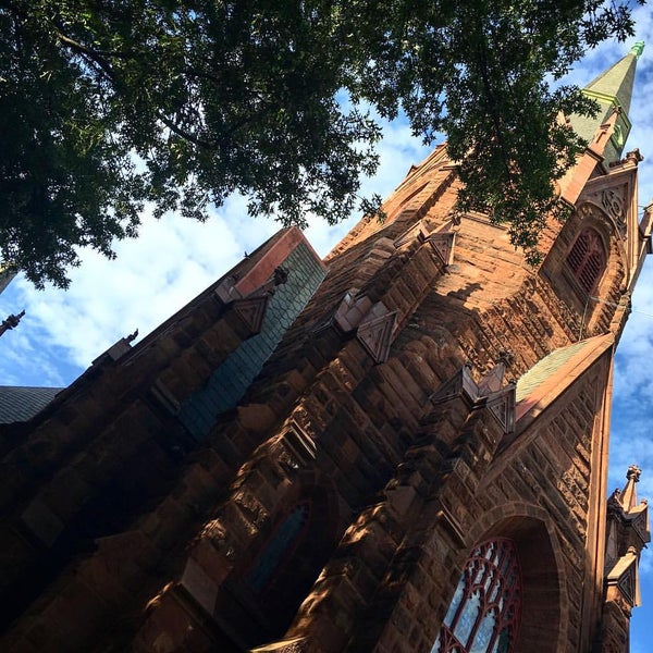 8/4/2016 tarihinde wixetteziyaretçi tarafından Luther Place Memorial Church'de çekilen fotoğraf