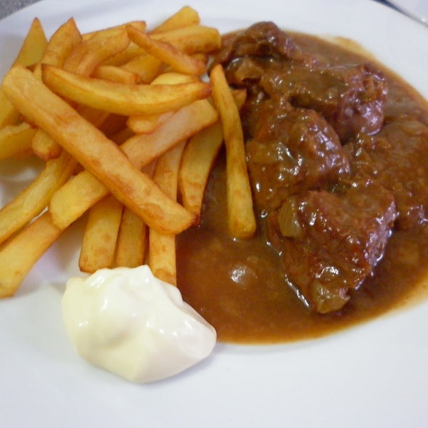 One of their famous daily specials is "Flemish Carbonades", served with Belgian Fries and homemade mayonaise,... DELICIOUS