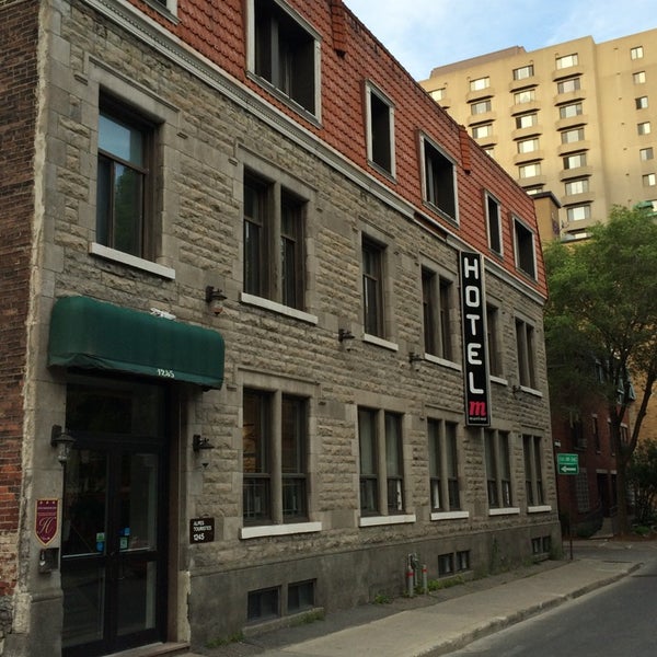 Foto tomada en M Montréal Hostel &amp; Bar  por Zoran S. el 7/6/2014