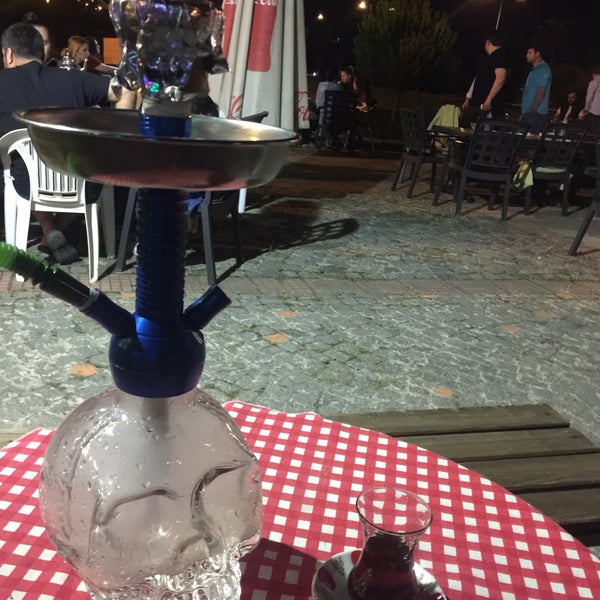 รูปภาพถ่ายที่ Poyraz Cafe &amp; Restaurant โดย Akın C. เมื่อ 6/9/2018