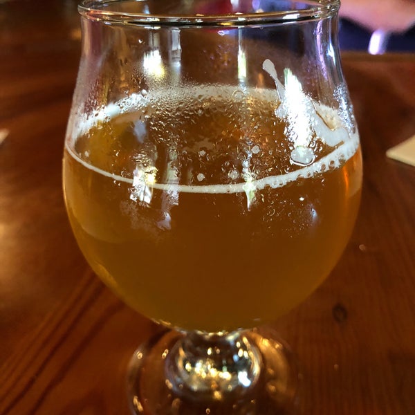 6/18/2018 tarihinde Chuck B.ziyaretçi tarafından Lexington Avenue Brewery'de çekilen fotoğraf