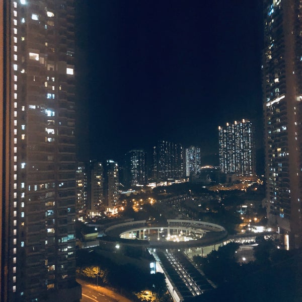 Foto tirada no(a) Novotel Citygate Hong Kong por ‘ em 3/5/2020