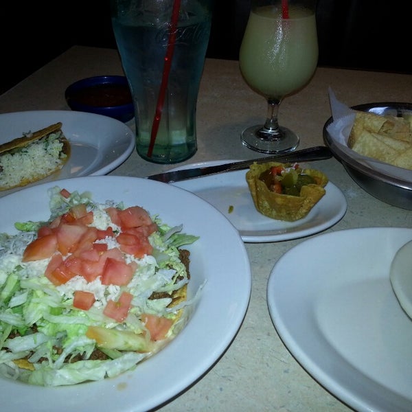 Photo taken at La Parrilla Mexican Restaurant by Wanda C. on 11/26/2013