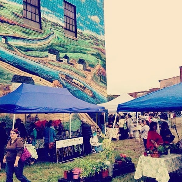 Canal District Farmers Market Farm in Worcester