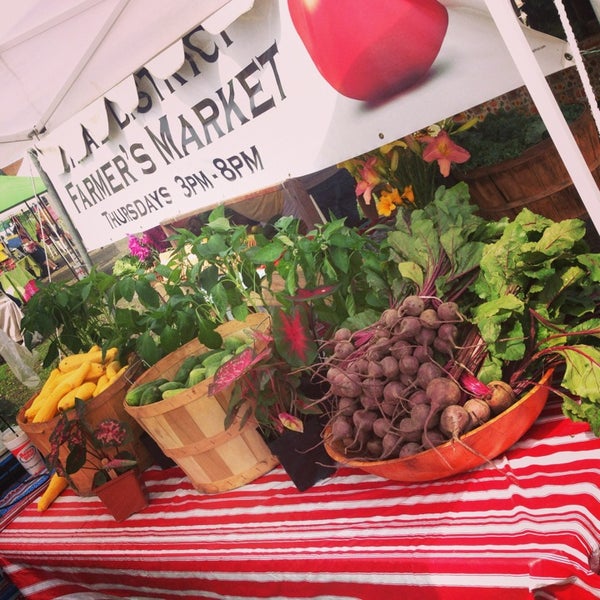 Canal District Farmers Market Farm in Worcester