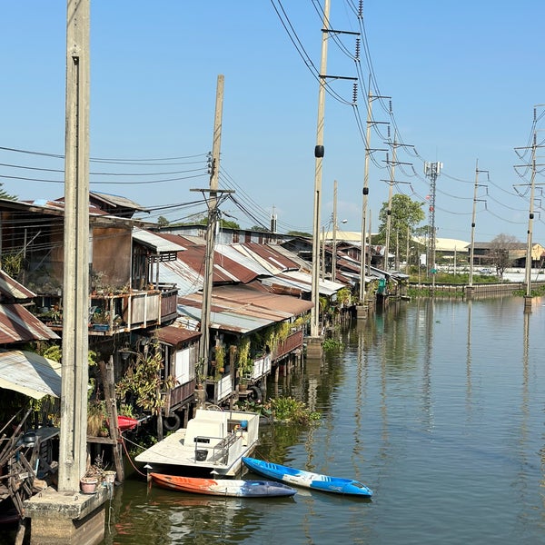 อันดับหนึ่ง 101+ ภาพพื้นหลัง ร้าน ทำ ผม หัว ตะเข้ ใหม่ที่สุด อันดับหนึ่ง 101+ ภาพพื้นหลัง ร้าน ทำ ผม หัว ตะเข้ ใหม่ที่สุด