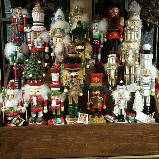 Kringle Candle Country Barn Bernardston, MA