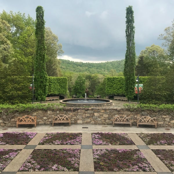 Foto diambil di The North Carolina Arboretum oleh Wesley V. pada 5/12/2018