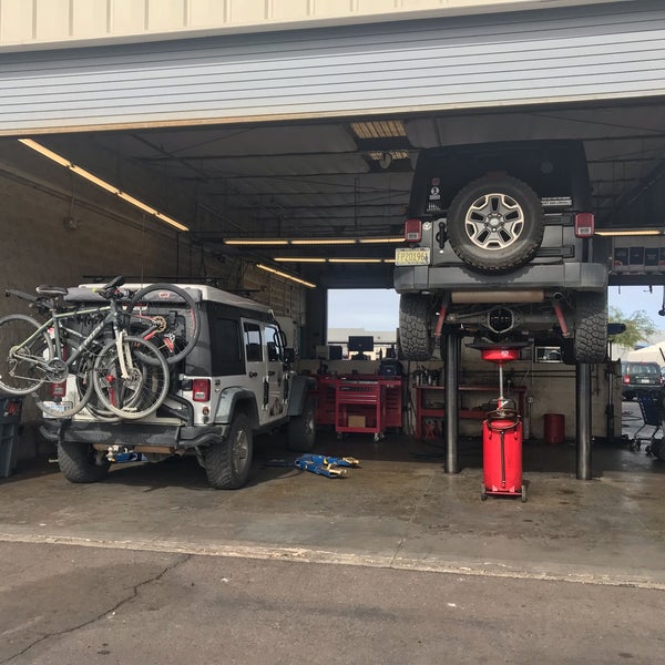 Tempe Chrysler Jeep Dodge Car Dealership in Tempe