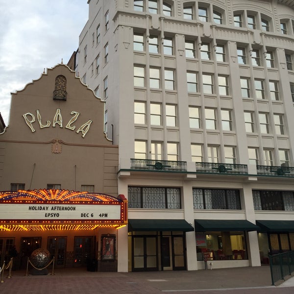 12/6/2014에 Miguel S.님이 Plaza Theatre에서 찍은 사진