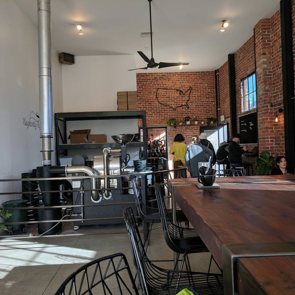 12/27/2018 tarihinde Allie U.ziyaretçi tarafından States Coffee &amp; Mercantile'de çekilen fotoğraf