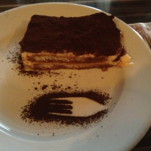 2/19/2013 tarihinde Yasemin G.ziyaretçi tarafından İkaros Cafe Kültür Evi'de çekilen fotoğraf
