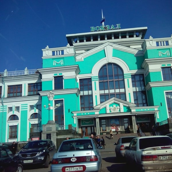 Омск у вокзала
