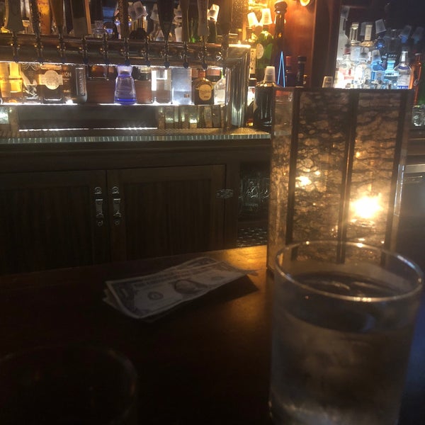 Das Foto wurde bei Midtown Oyster Bar von John M. am 9/17/2018 aufgenommen