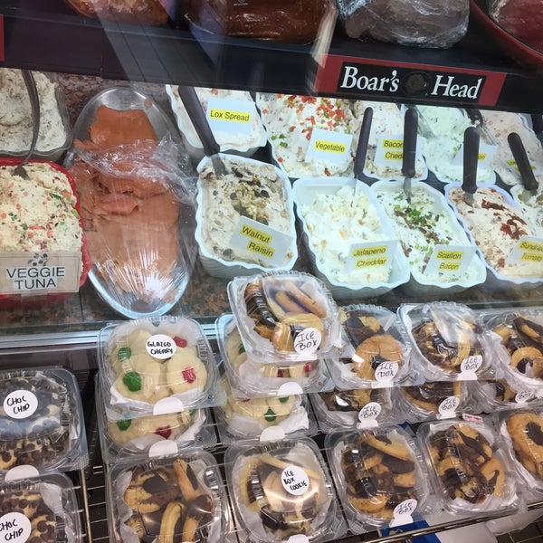 Steve's Bagels Bagel Shop in Bay Ridge