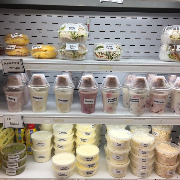 Steve's Bagels Bagel Shop in Bay Ridge