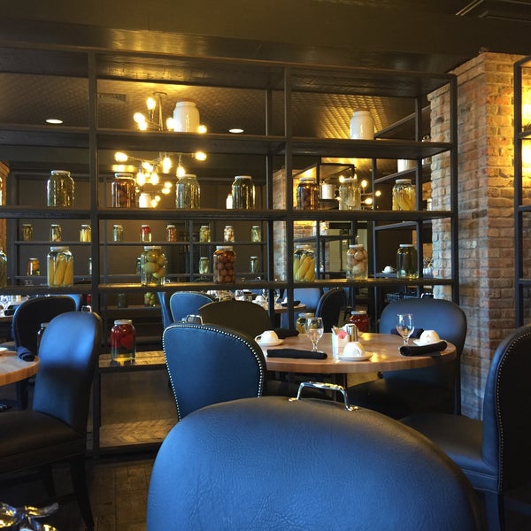 Oliver's Restaurant-Radisson