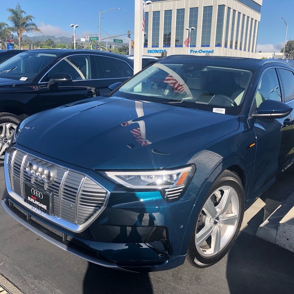 Rector PorscheAudi Car Dealership in Burlingame