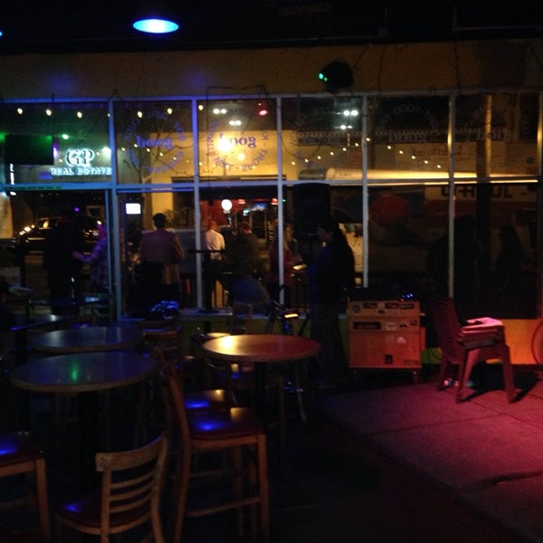 1/3/2014 tarihinde Jeff U.ziyaretçi tarafından Good Bar &amp; Grill'de çekilen fotoğraf