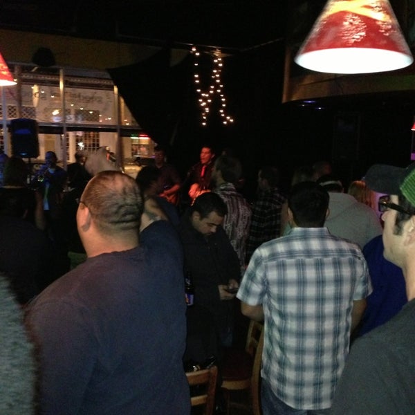 2/17/2013 tarihinde Jeff U.ziyaretçi tarafından Good Bar &amp; Grill'de çekilen fotoğraf