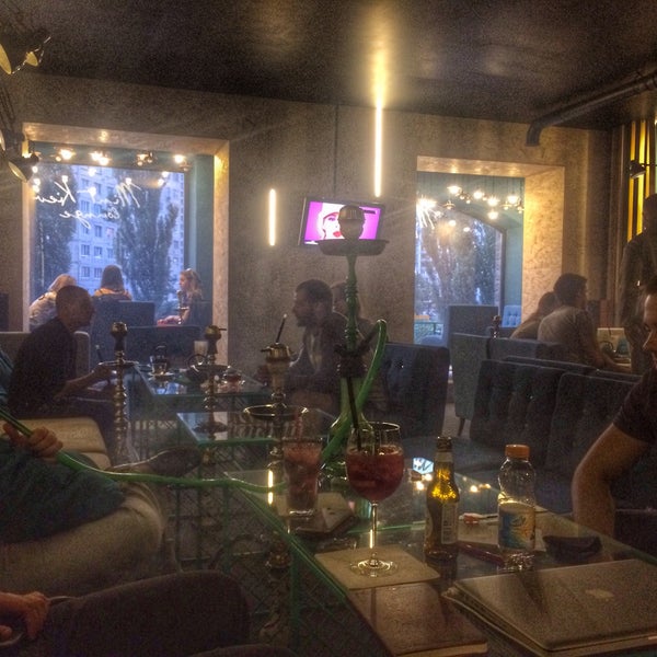 Foto tomada en Mint Kiev lounge  por Nikolay R. el 6/26/2015
