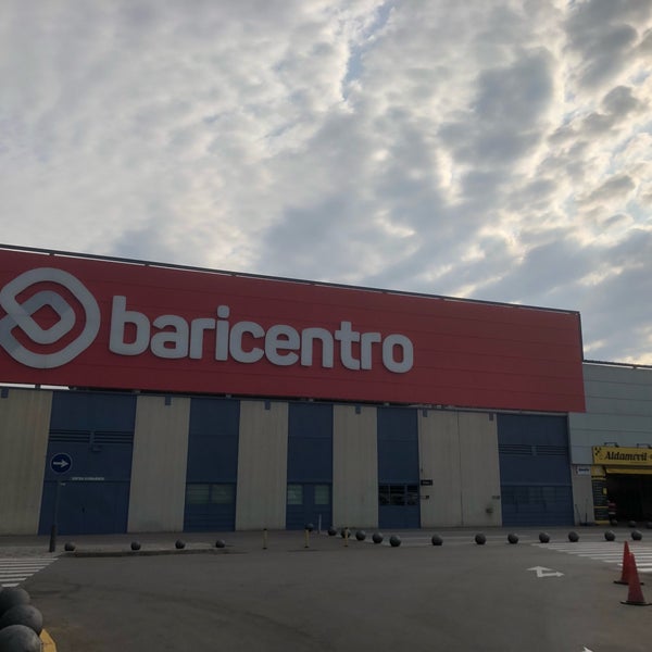 Photo taken at Baricentro by Jander N. on 6/28/2018