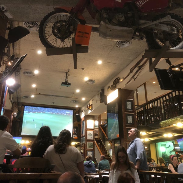 Photo taken at Sports Bar Sitges by Jander N. on 8/25/2018