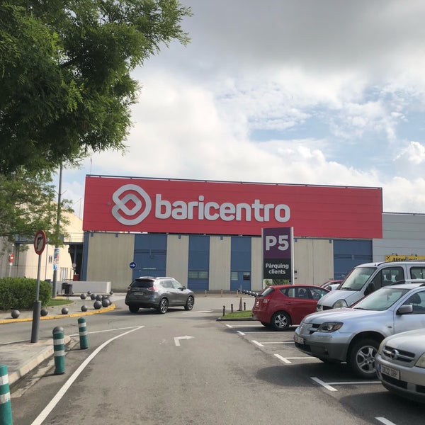 Photo taken at Baricentro by Jander N. on 6/6/2018