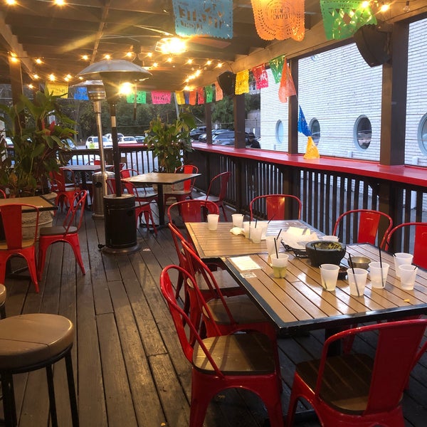 Foto tirada no(a) Zocalo Mexican Kitchen &amp; Cantina por Jander N. em 11/28/2021