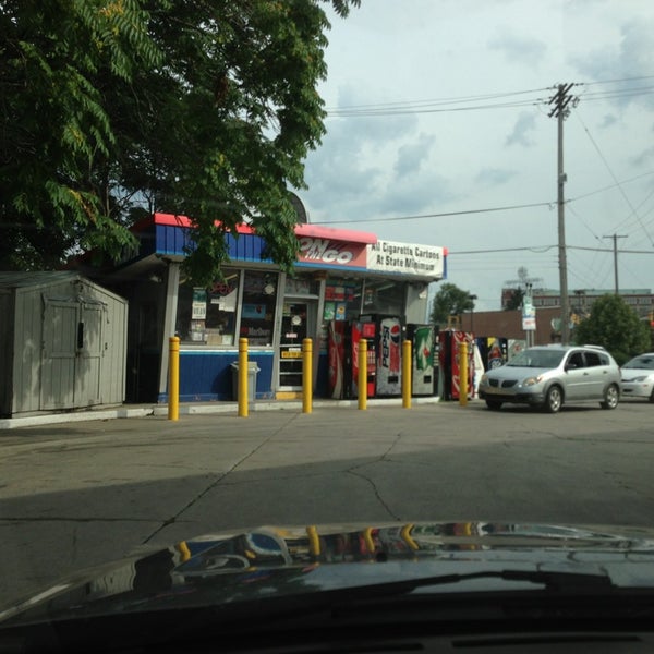 Clark Gas Station Fuel Station in Downtown Fort Wayne
