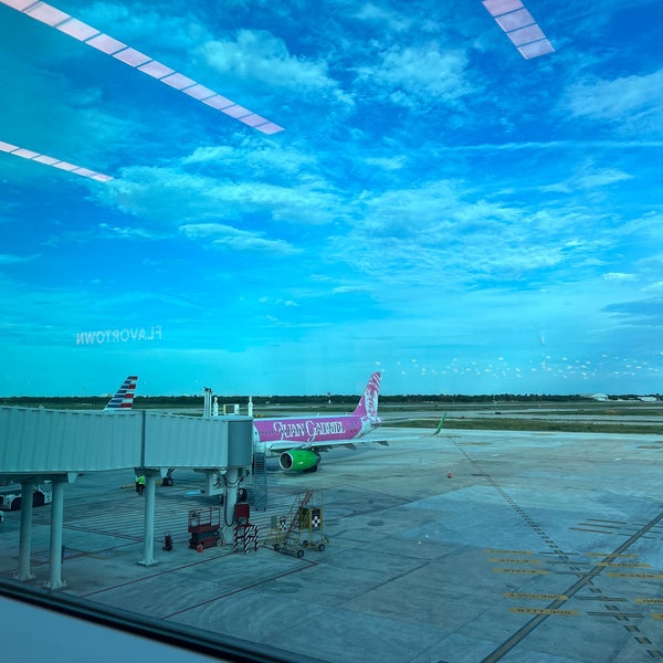 Photo taken at Mérida International Airport (MID) by Rafael A. on 12/7/2023