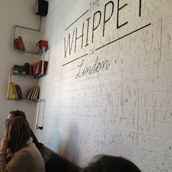 Foto tirada no(a) The Whippet In Linden por JT T. em 7/20/2013
