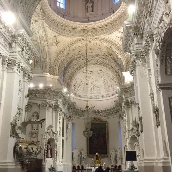 12/9/2017 tarihinde Gregory T.ziyaretçi tarafından Šventų apaštalų Petro Ir Povilo Bažnyčia | Church of St Peter and St Paul'de çekilen fotoğraf