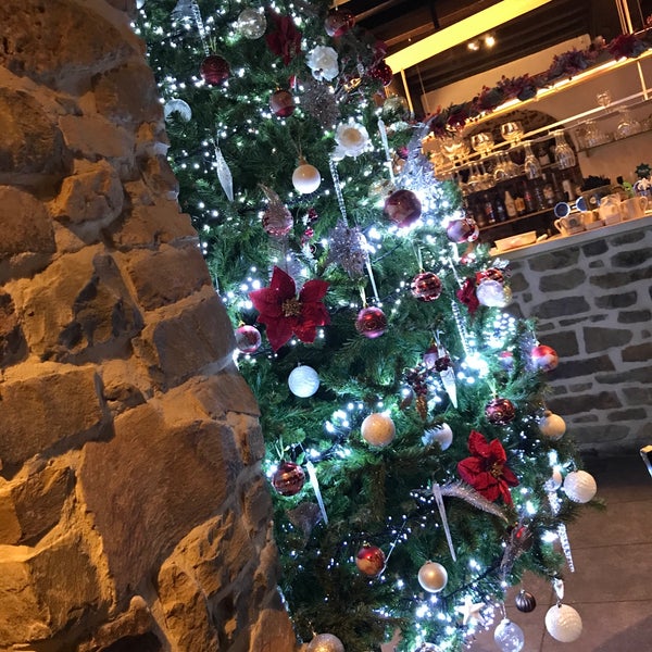 12/19/2017 tarihinde Lindsay V.ziyaretçi tarafından Brasserie Borluut'de çekilen fotoğraf