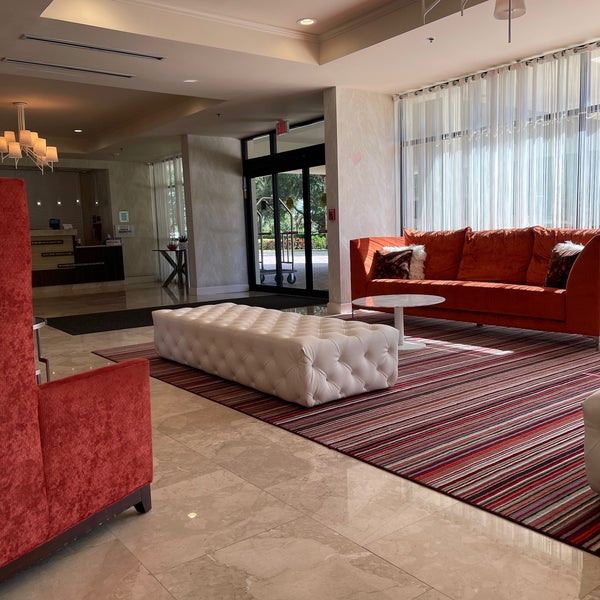 Foto scattata a Delta Hotels by Marriott Orlando Lake Buena Vista da Christopher N. il 10/30/2021