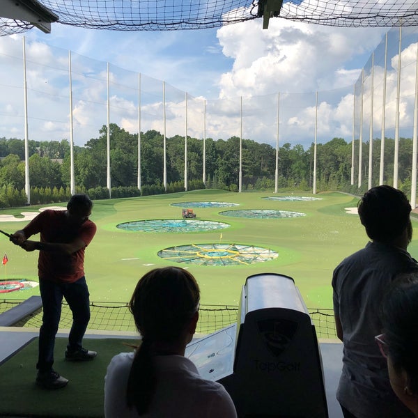 Photo taken at Topgolf by Gustavo F. on 7/24/2018