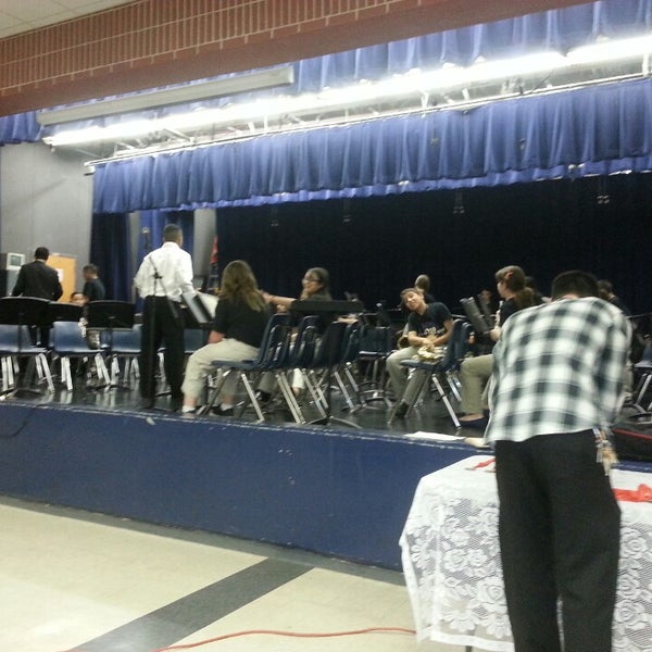 wood-middle-school-middle-school-in-northeast-san-antonio