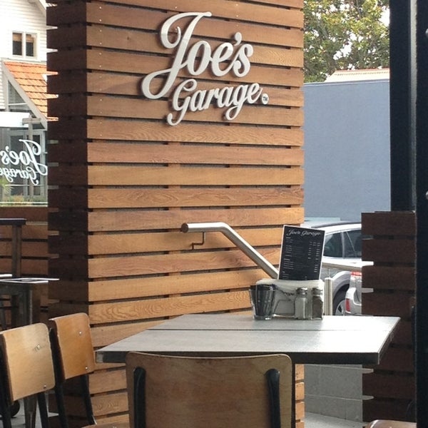 Joe's garage. Joes garage. Zappa frank "joe's garage". Joes garage. Frank zappa hot rats.