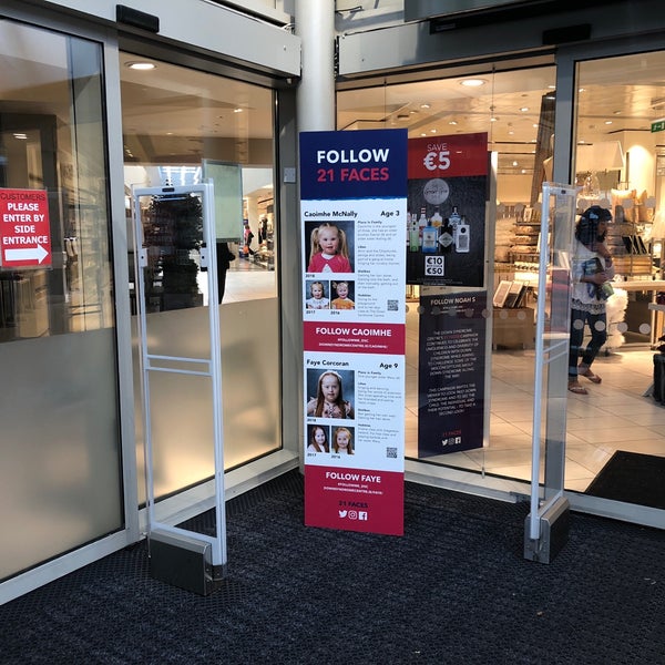 Dunnes Stores Cornelscourt Shopping Centre, Foxrock