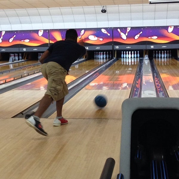 AMF Bowling ad TV 2009