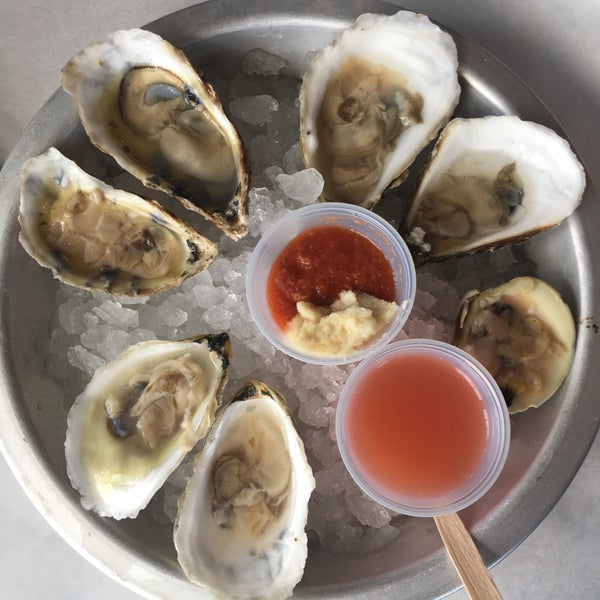 Photo taken at Sea Level Oyster Bar by Derin K. on 4/11/2019